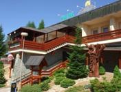 Arnika, Hotel