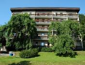 Réva, Hotel