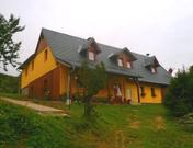 PONY, Apartmány