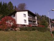 Macháček, Pension