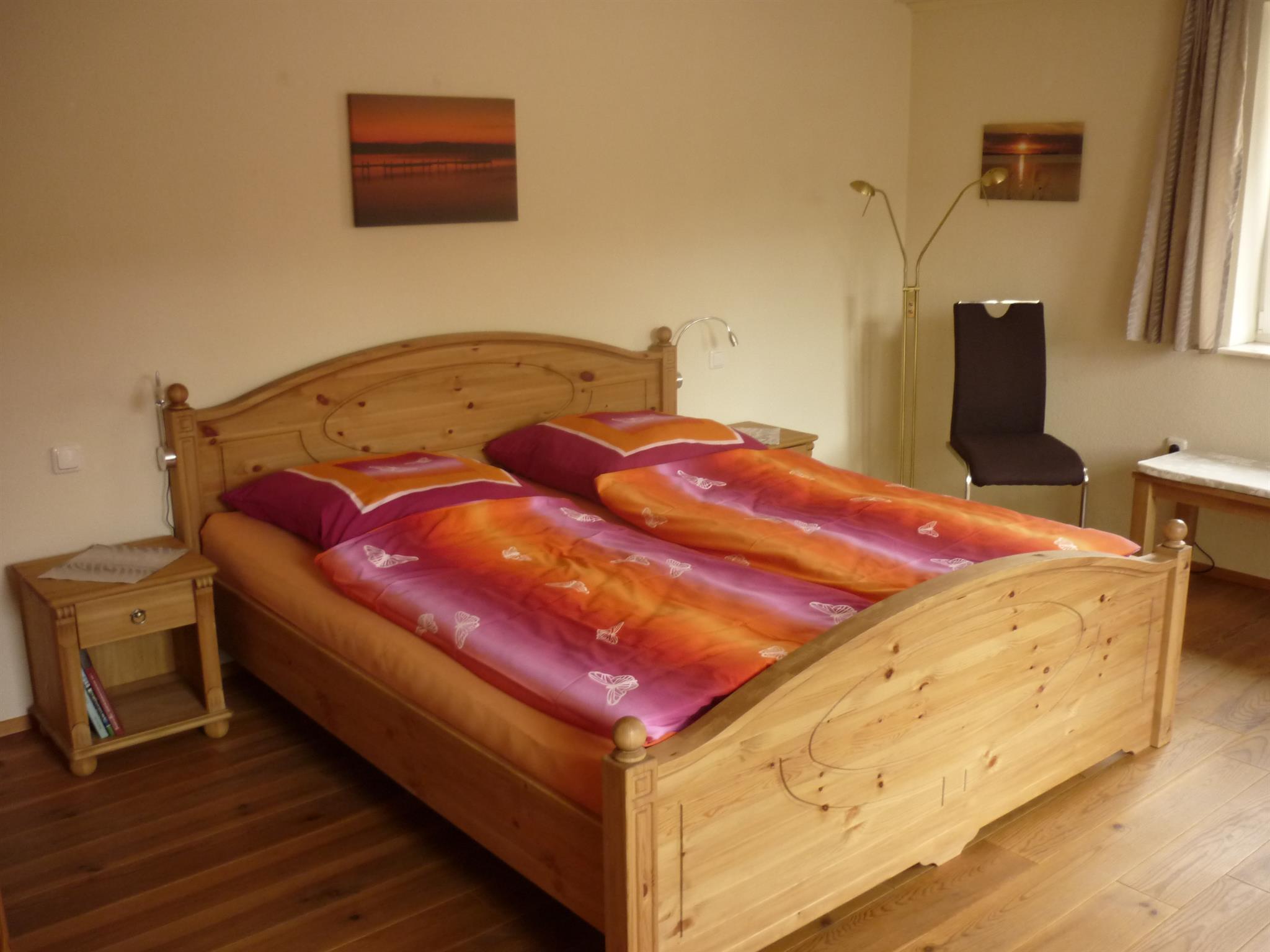 Schlafzimmer P1090143