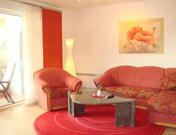 Petersen, Anette