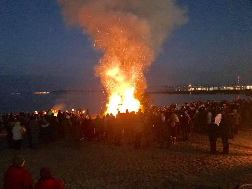 Biikebrennen in Wassersleben