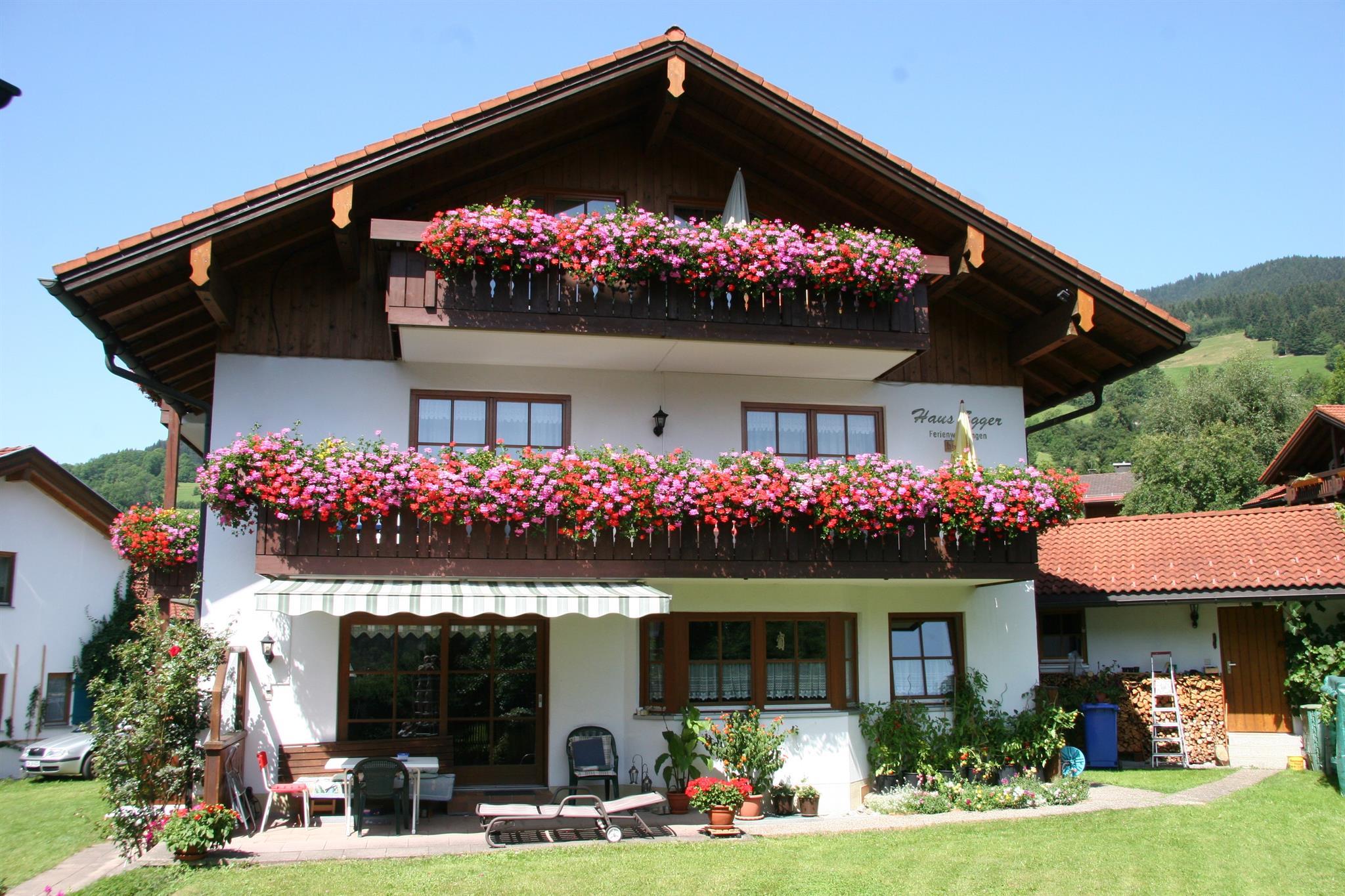 Haus Anton Egger in Bad Hindelang, Bayern AlpenGuide.de