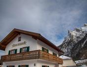 Bergfee, Haus