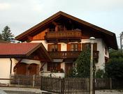 Schroffenfels, Haus