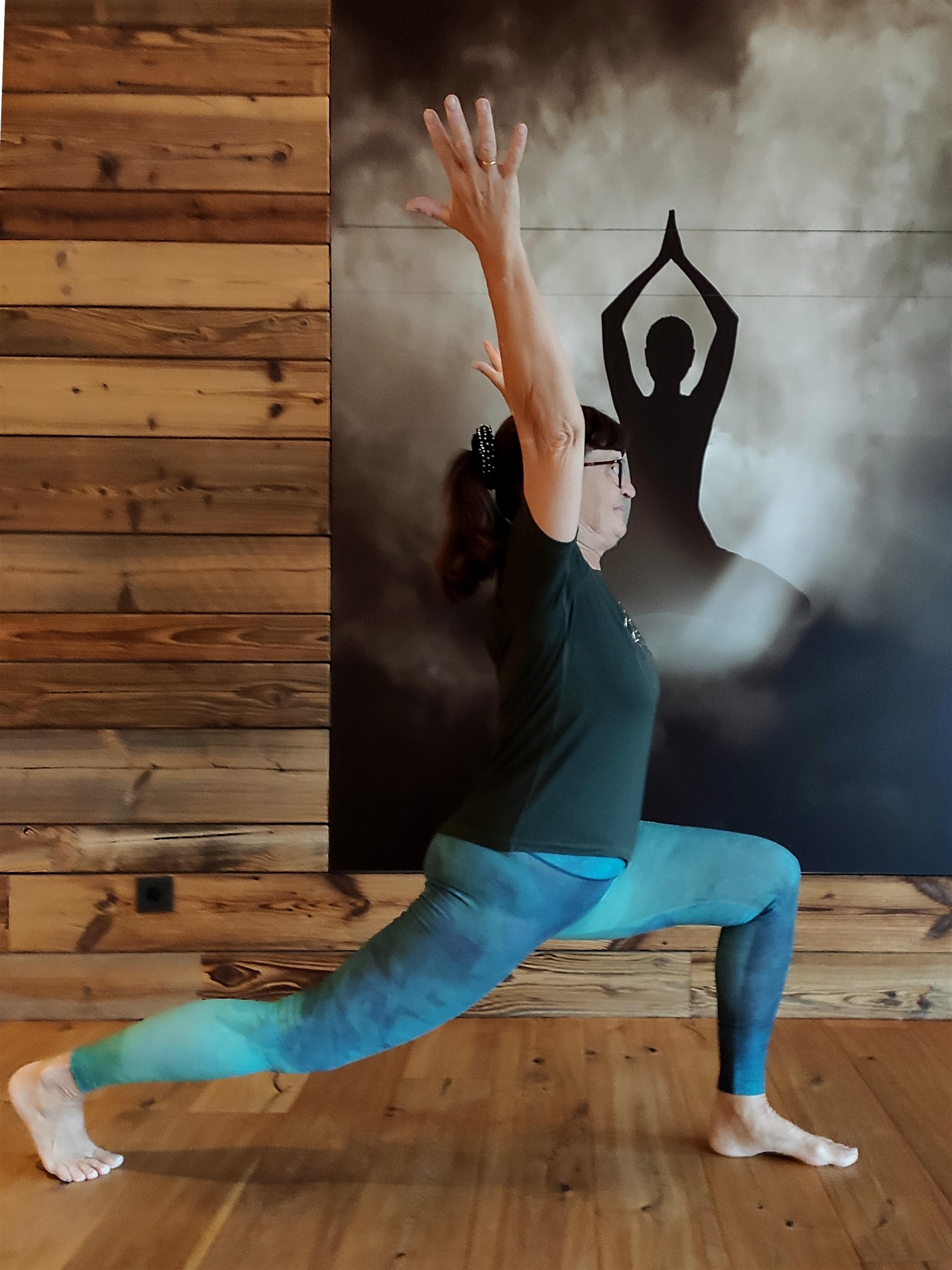Dynamisches Faszien Yoga mit Gabi Dragaschnig