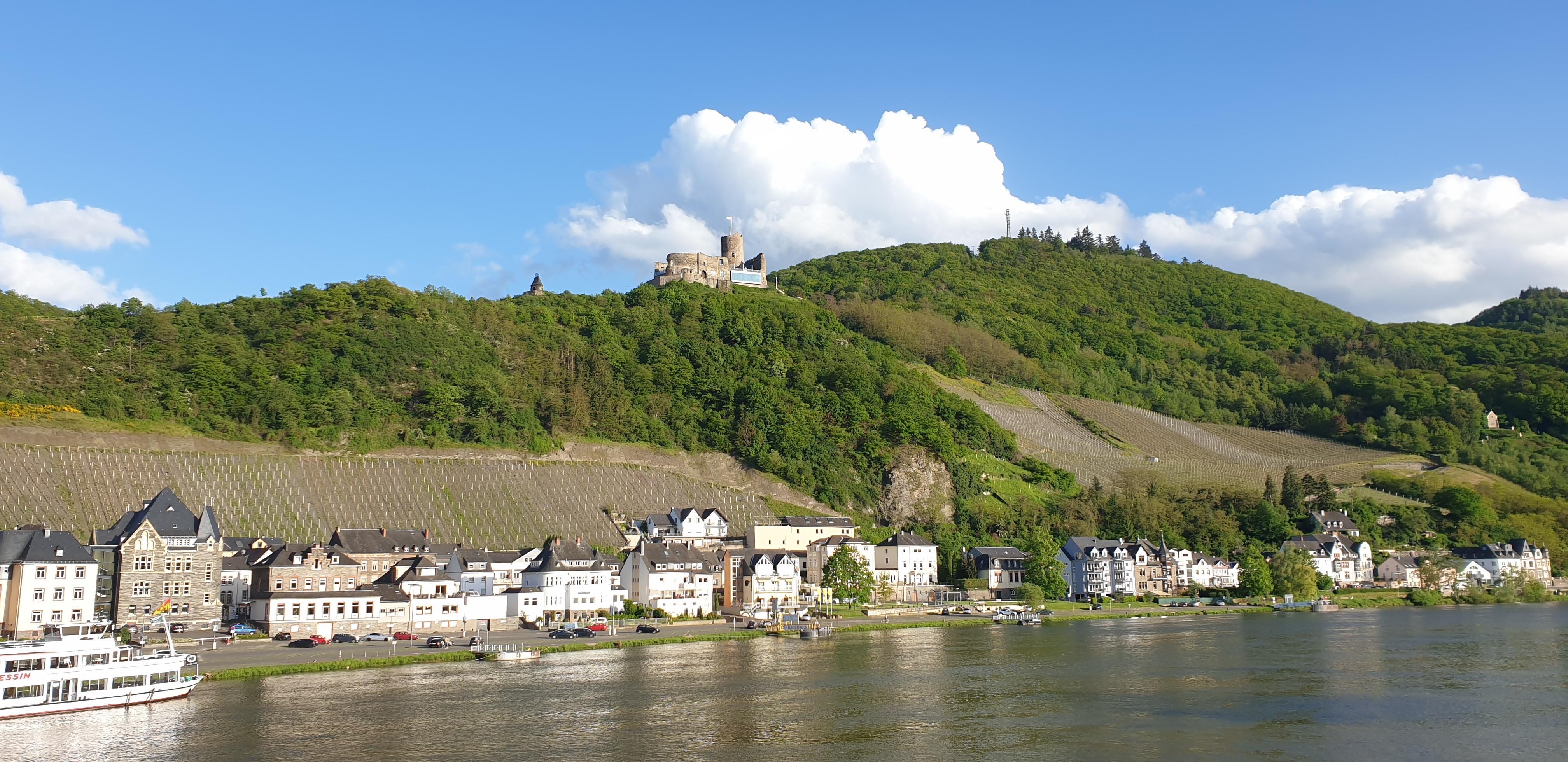 Burg Landshut über Bernkastel-Kues
