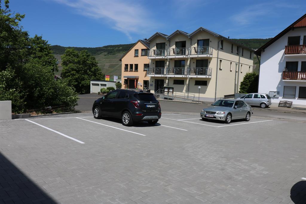 Hotel mit Parkplatz