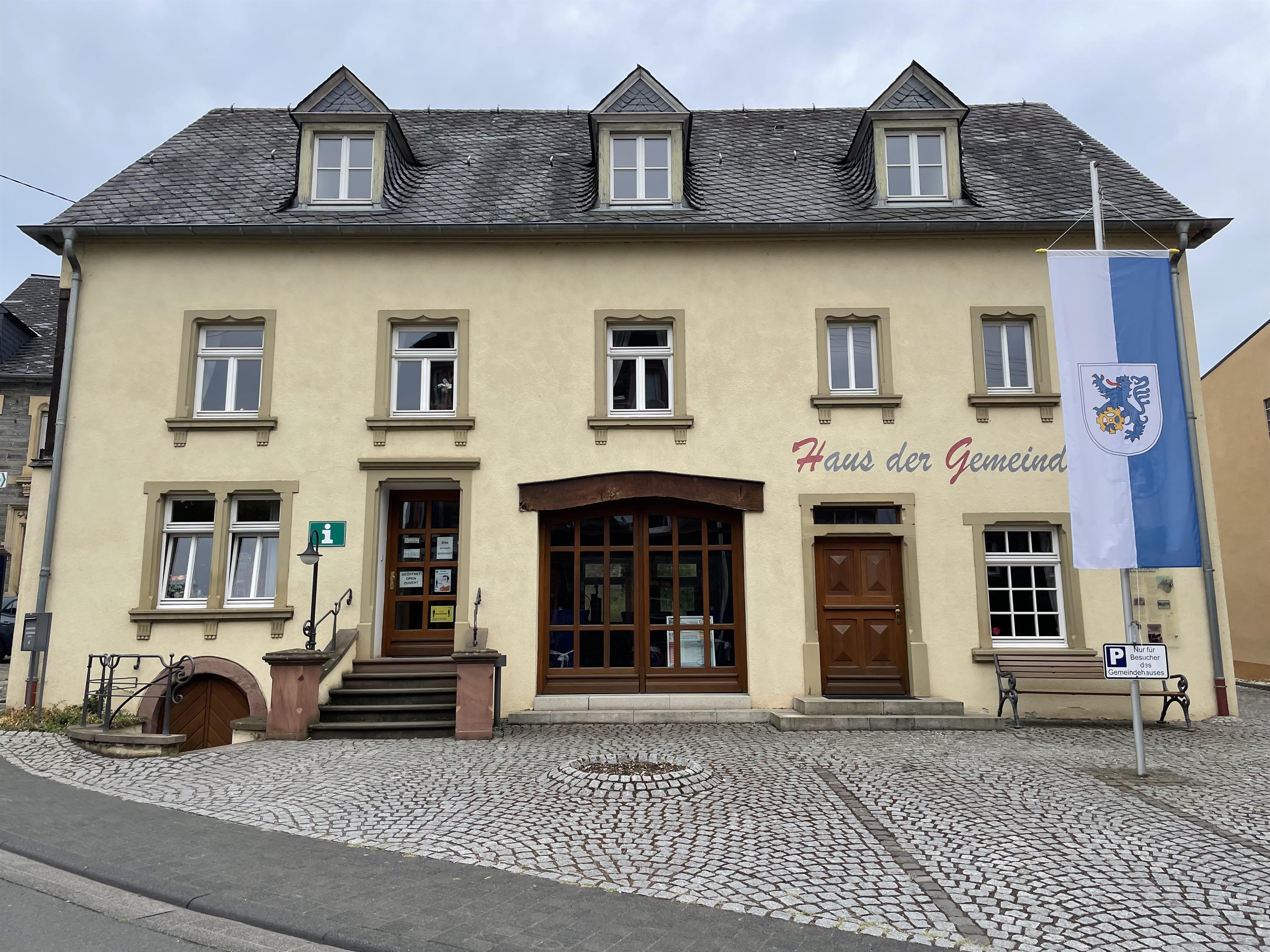 Öffentliche Toilette an der TouristInformation in Mülheim an der Mosel