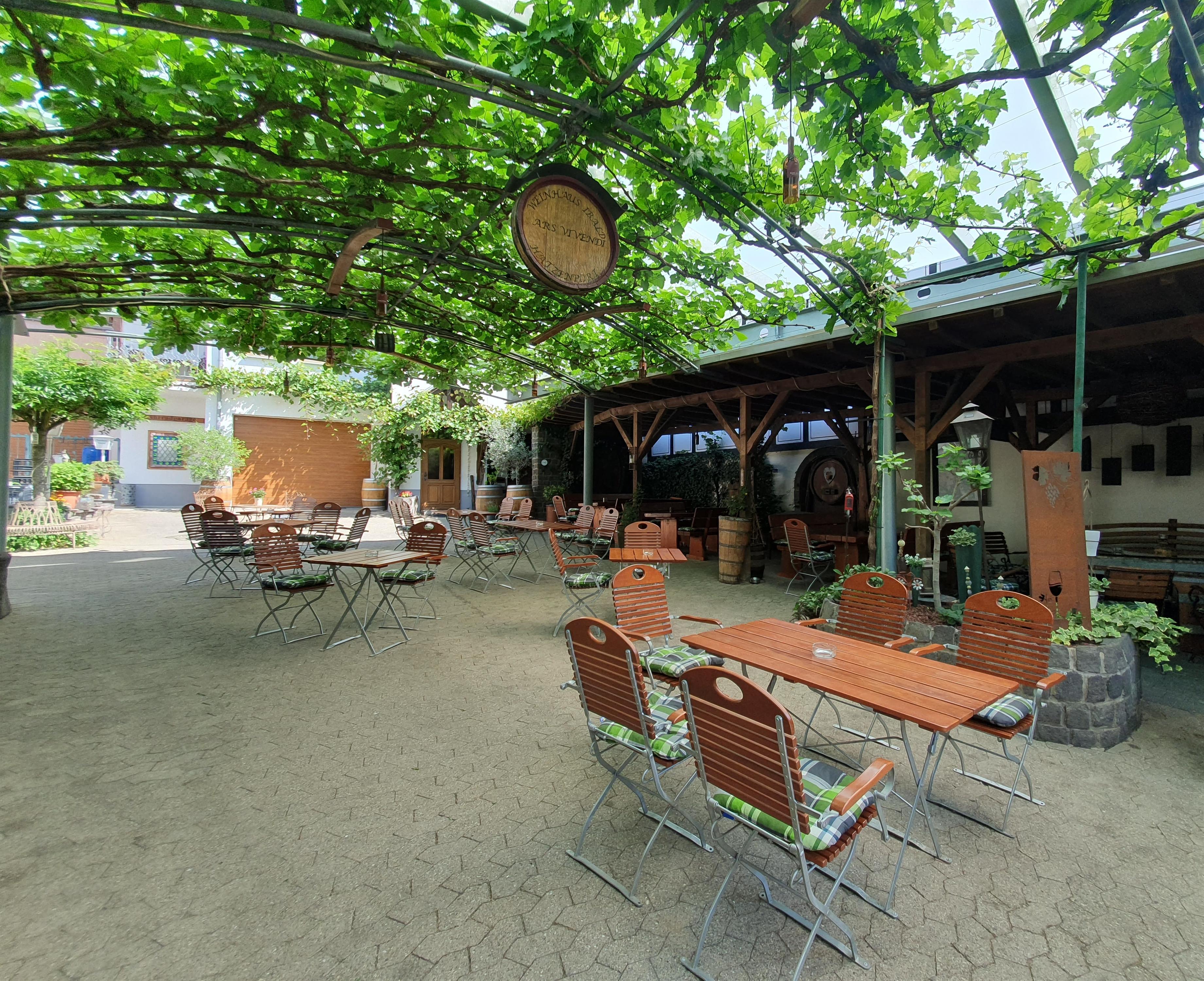 Innenhof Weinhaus Ibald