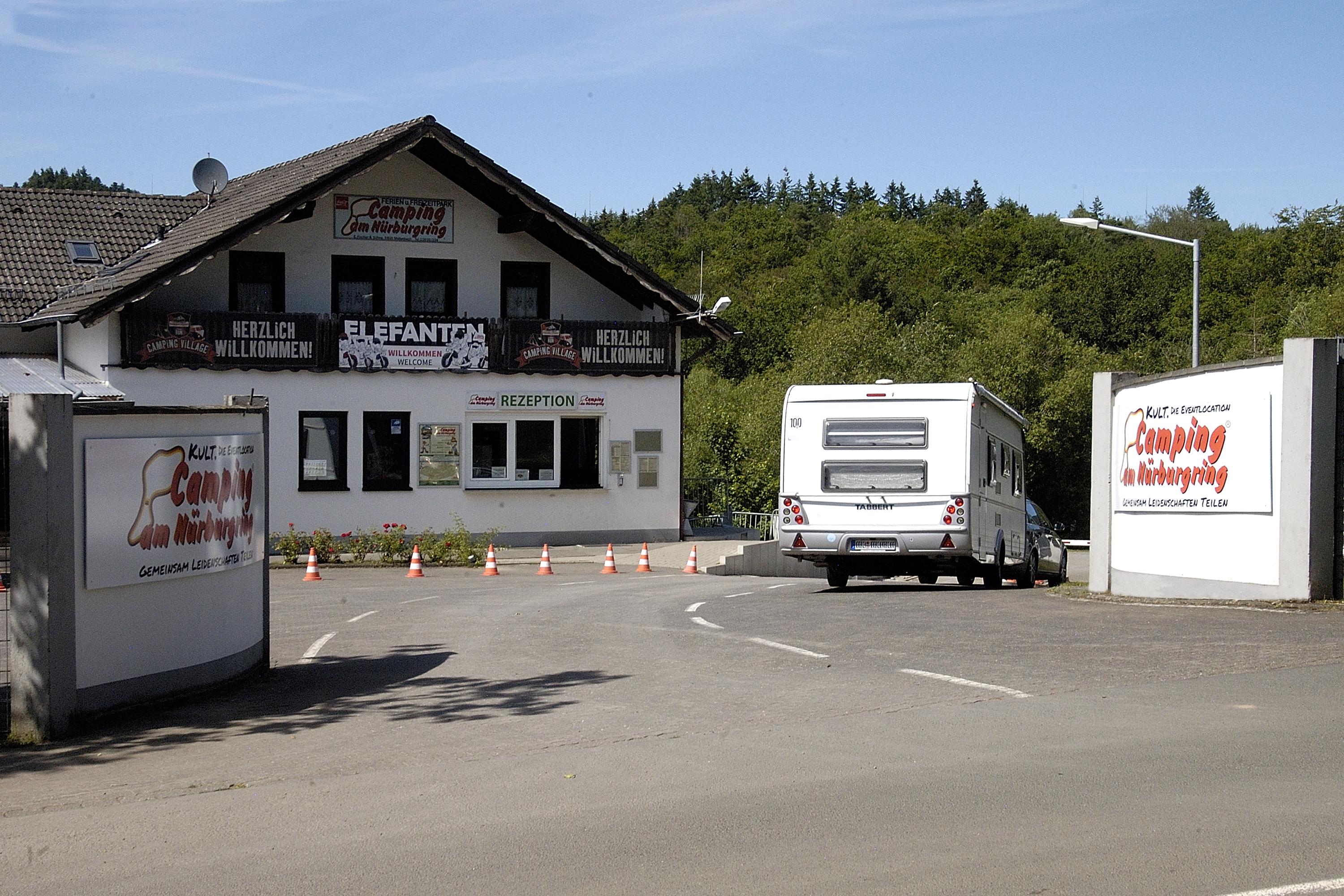 dachzelt hardtop Hardtop Dachzelt AluMaster Black Edition – 5000 mm – OWEN main image 1