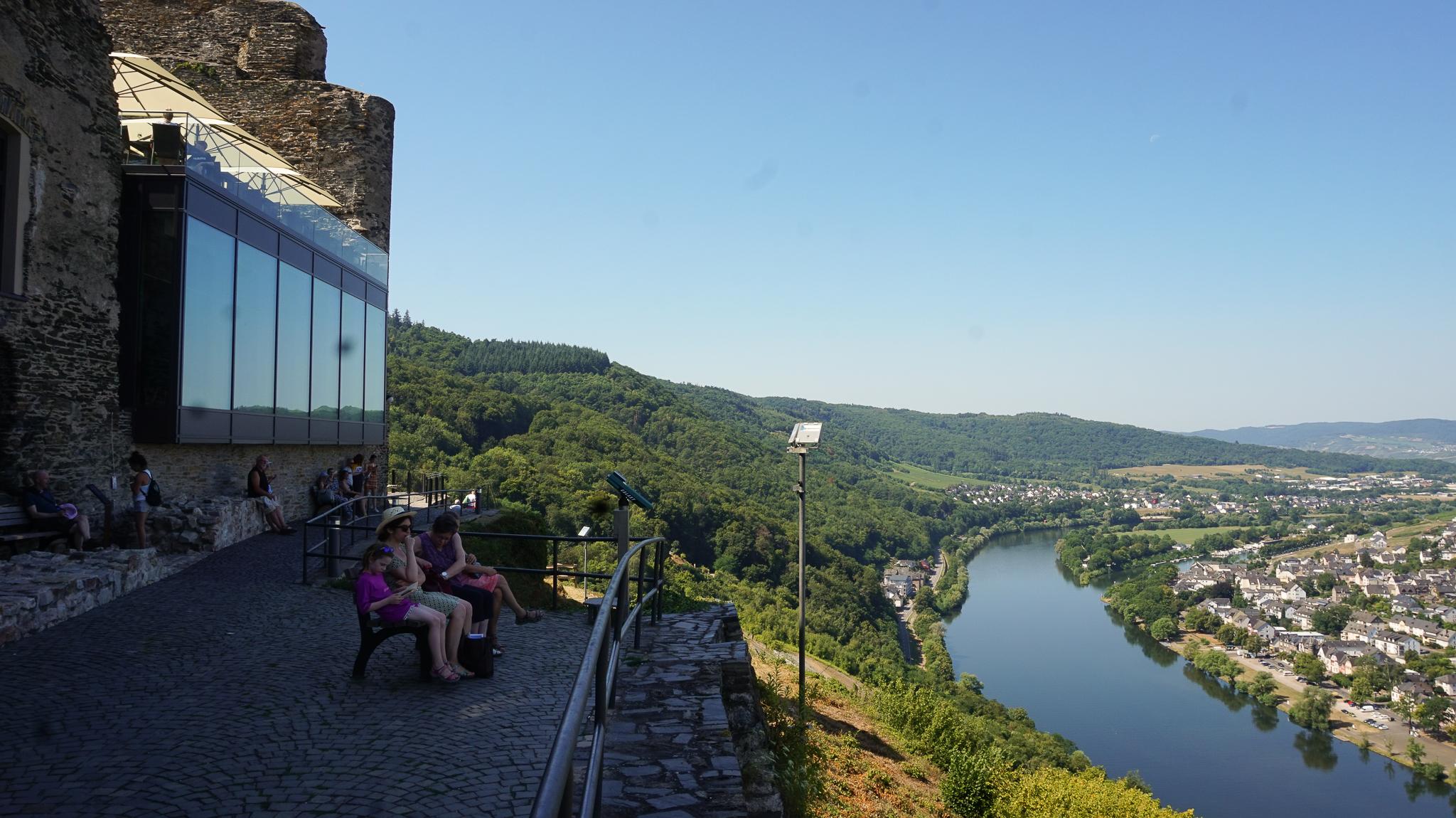 Burgruine Landshut mit Moselblick