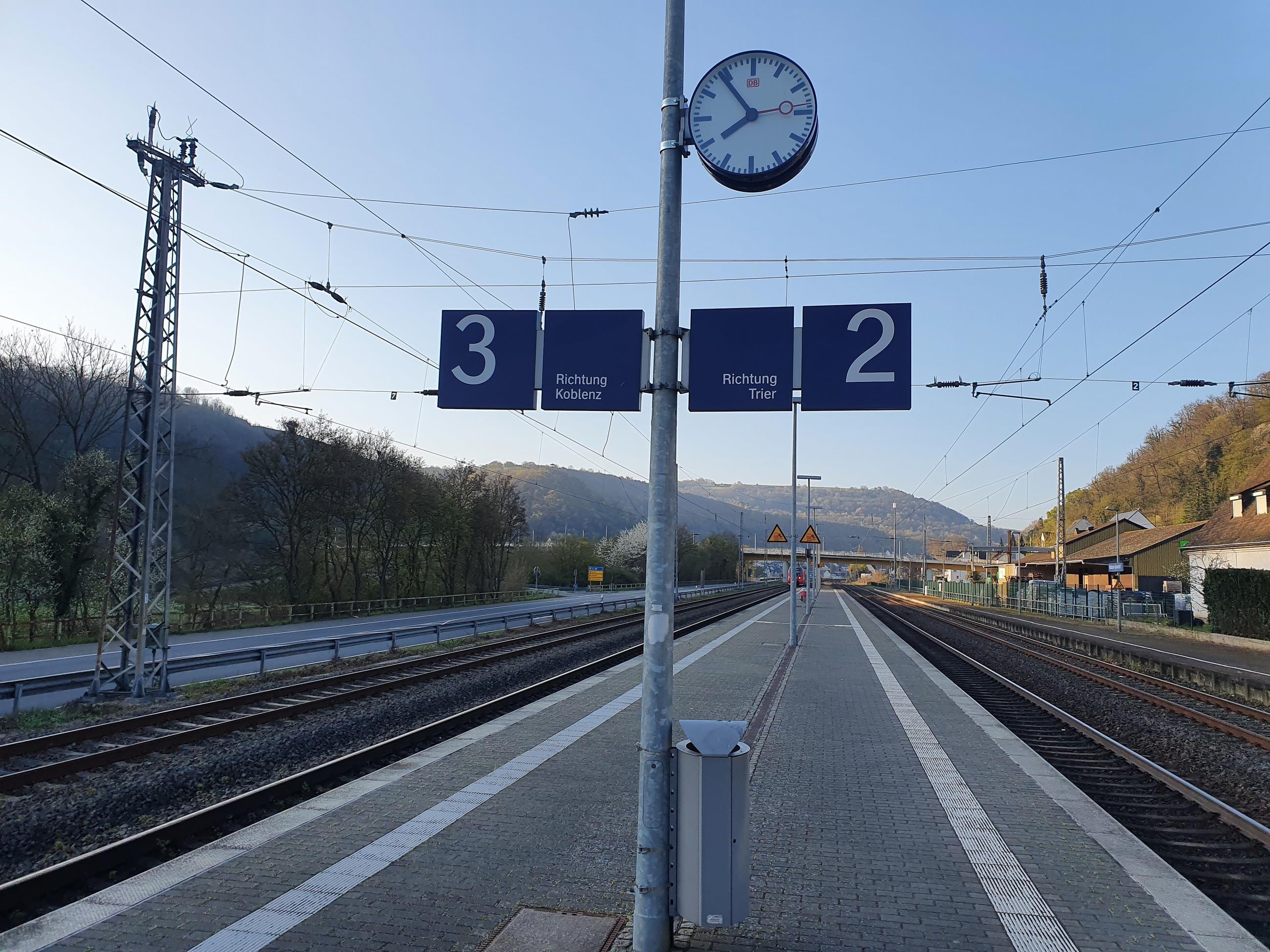 Bahnsteig nach Koblenz & Trier