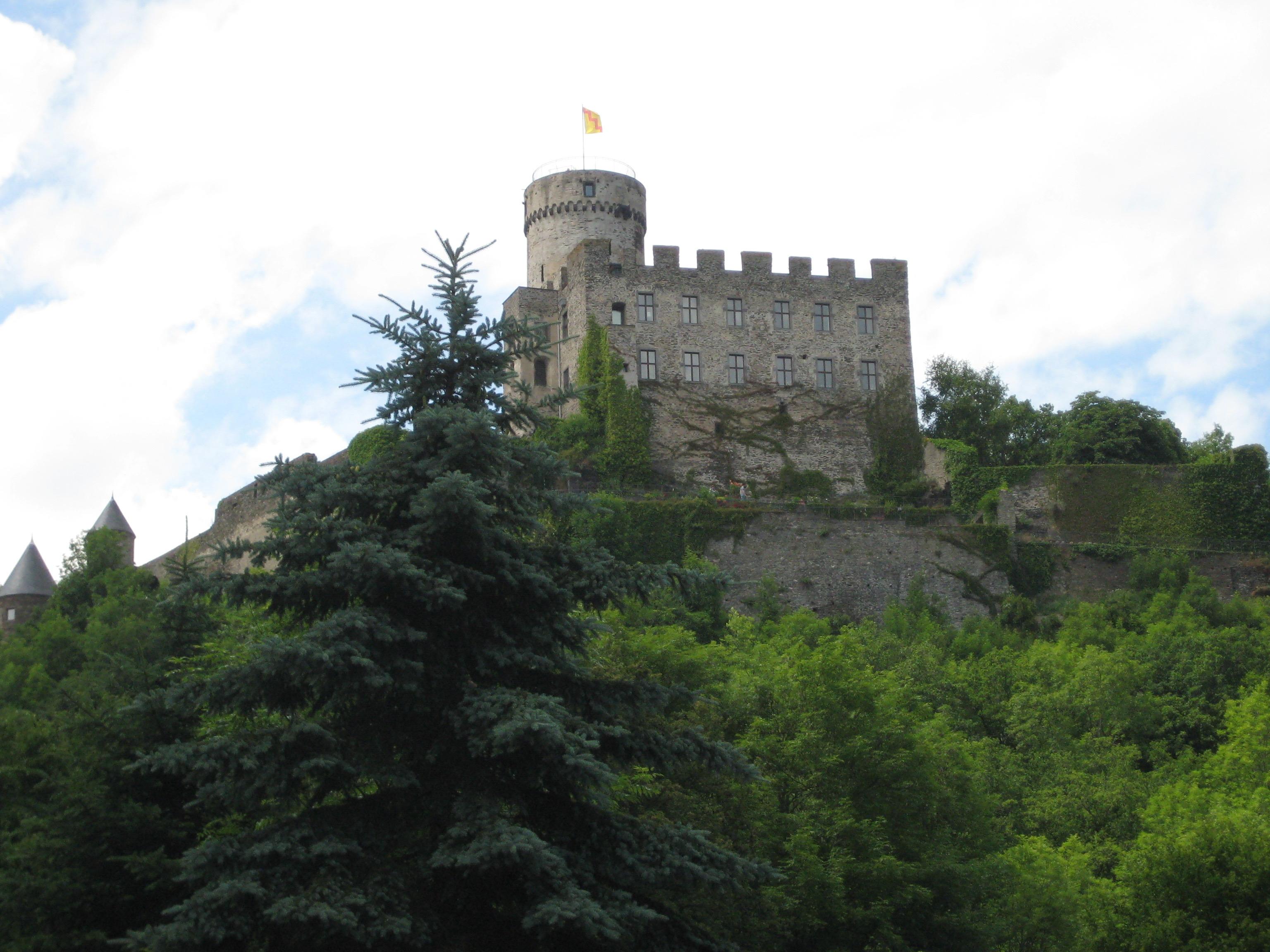 Burg Pyrmont - Traumpfad Pyrmonter Felsensteig