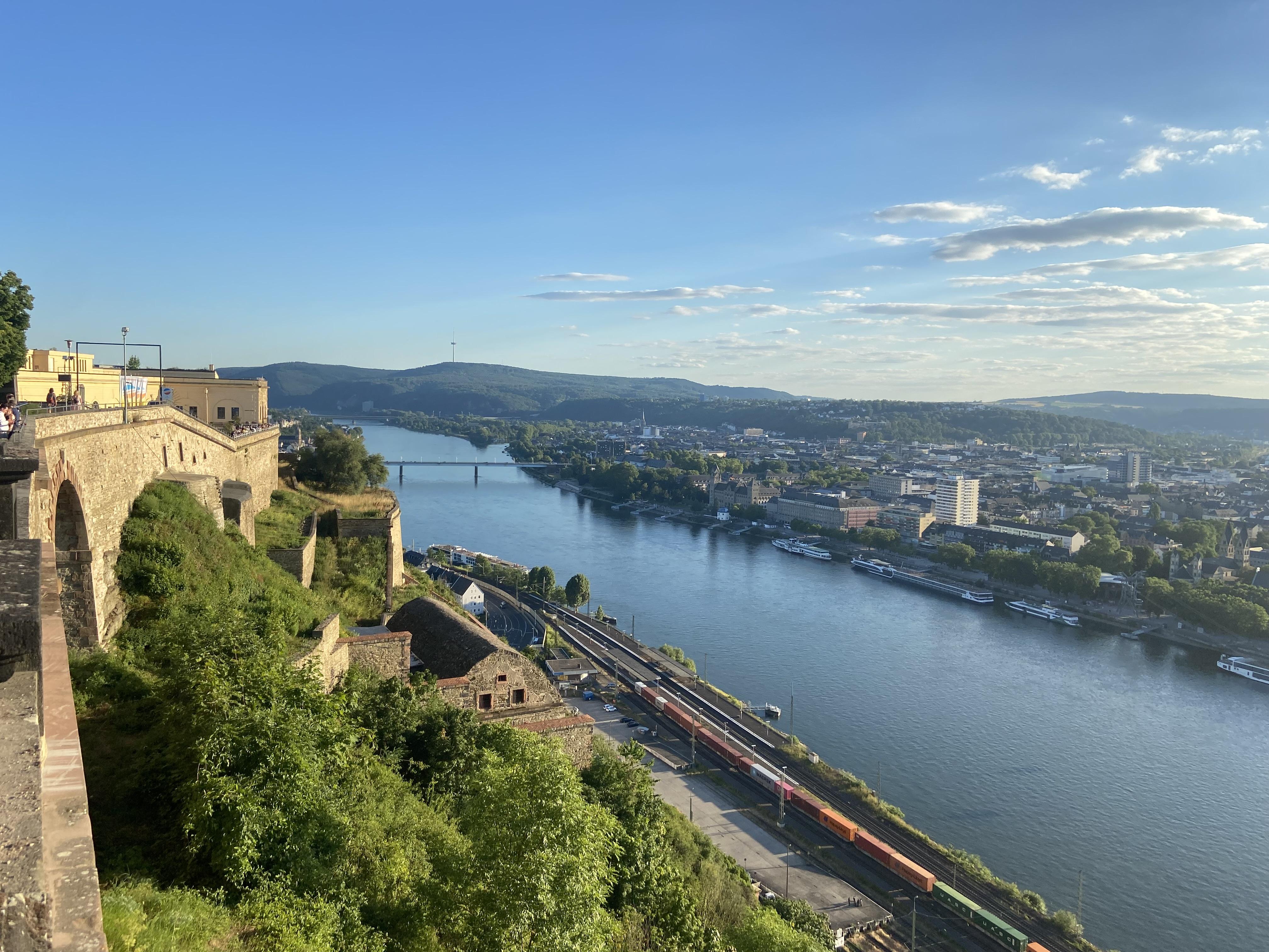 Moselchalet Koblenz Festung und Rheinblick
