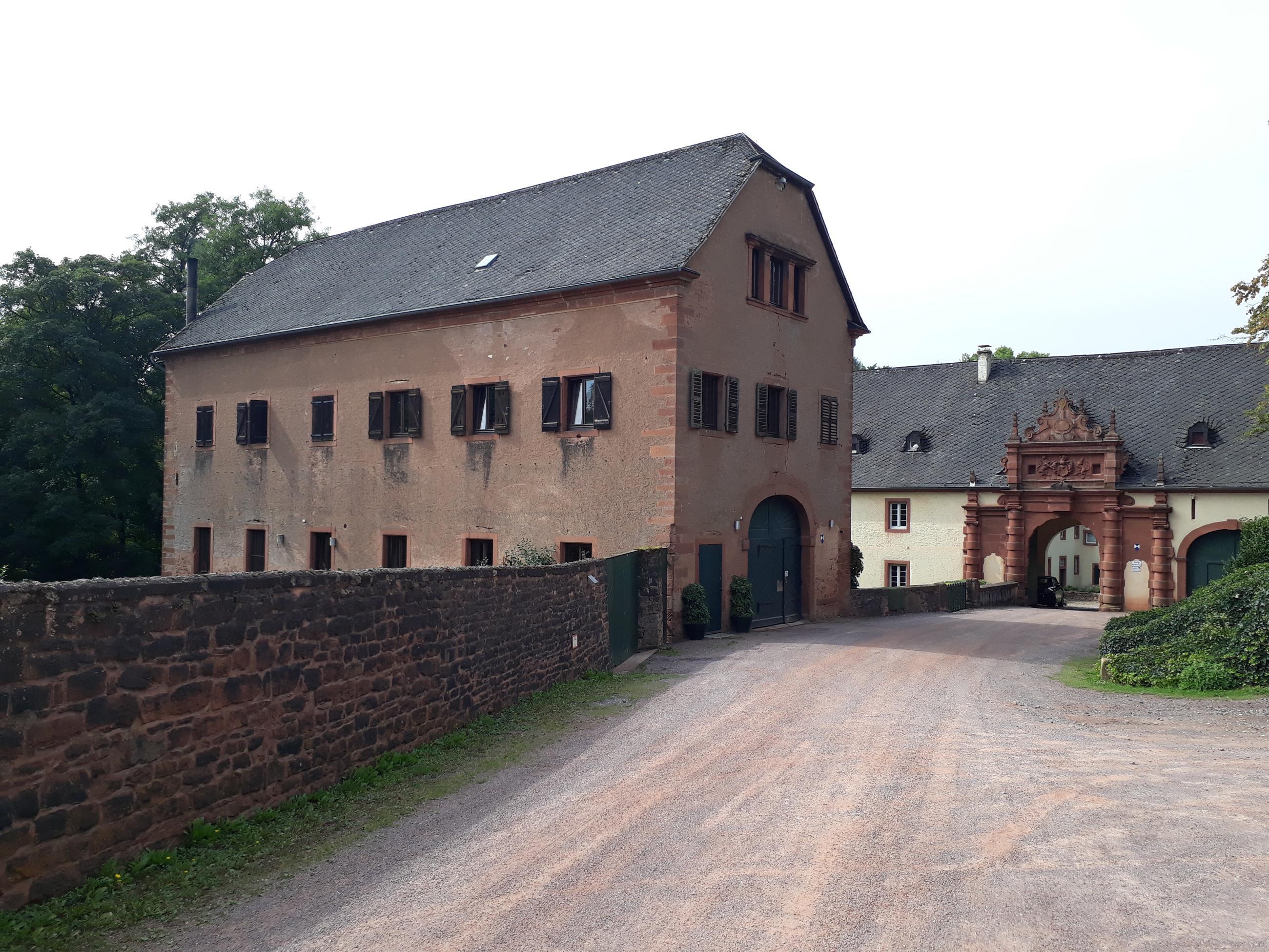 Schloss Föhren - Zehntscheune