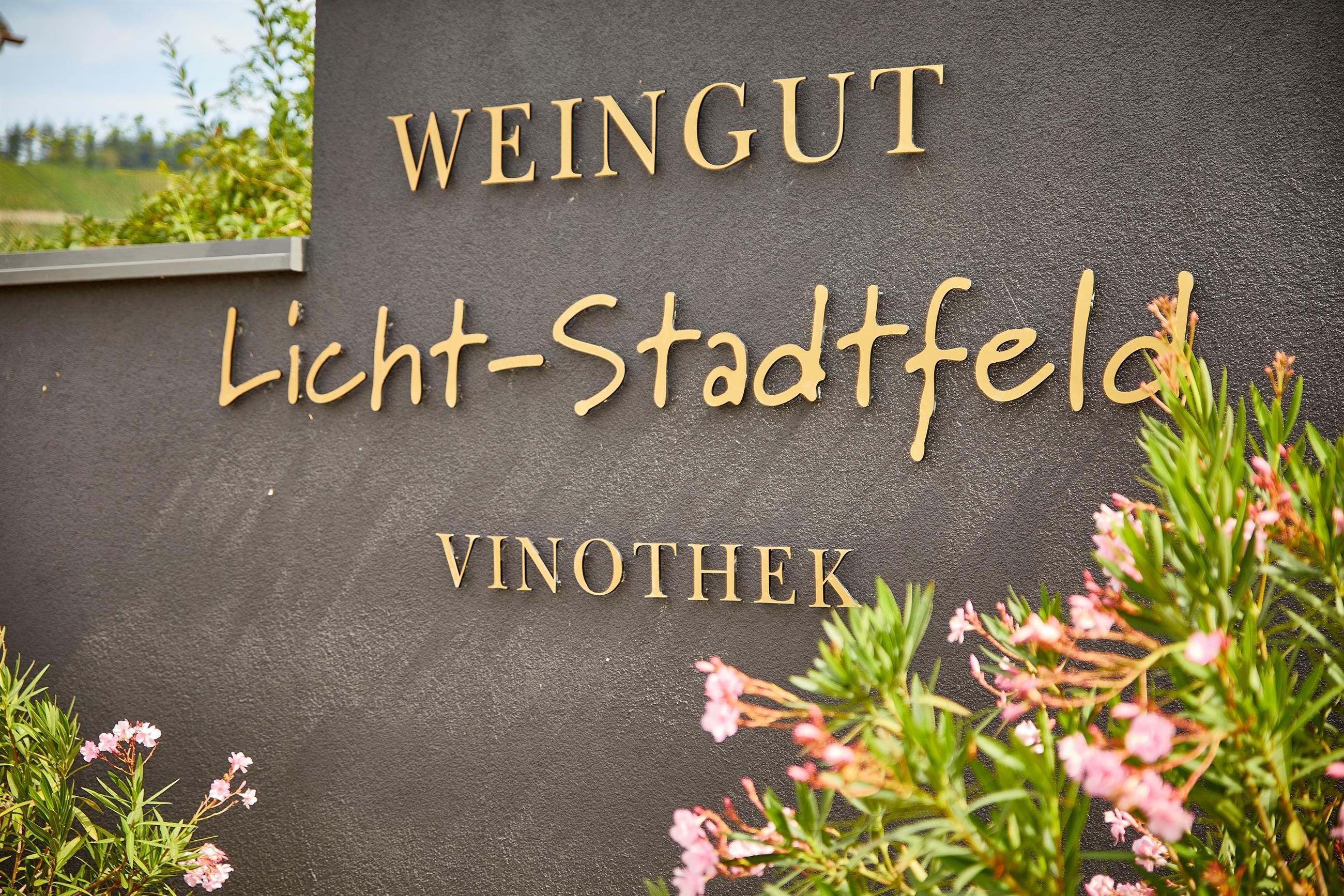 Weingut und Vinothek Licht-Stadtfeld