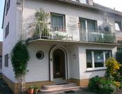 Ferienwohnung Zur Roemervilla