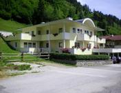 Meilinger Waltraud, Appartments