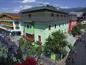 Grüner Baum, Hotel