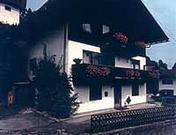 Edelweiß, Haus