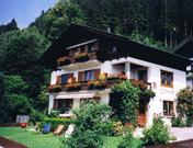 Kröll, Haus