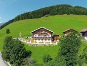 Lackenbauer, Alpenpension