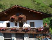 Lydia, Landhaus