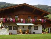 Enzinger Christine, Appartement