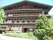 Neuhof/Gästehaus Jagerhansl**, Gasthof