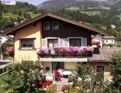 Burgi Walcher, Privatzimmer
