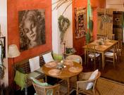 Bagatelle, Bistro