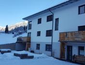 Mauri, Apart