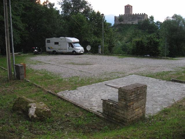Area sosta camper Castello di Zumelle