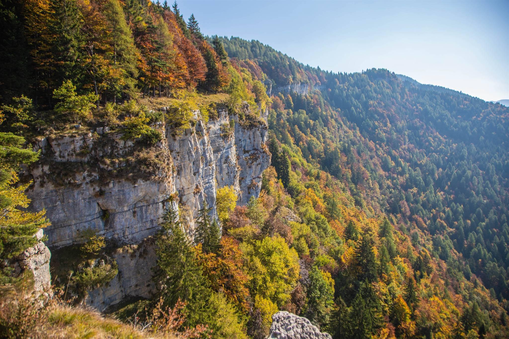 Foliage an der Wolfsschlucht mit Mittagessen der Soldaten