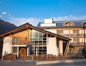 BENNY BIOHOTEL