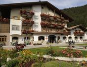 ALPINE TOURING HOTEL