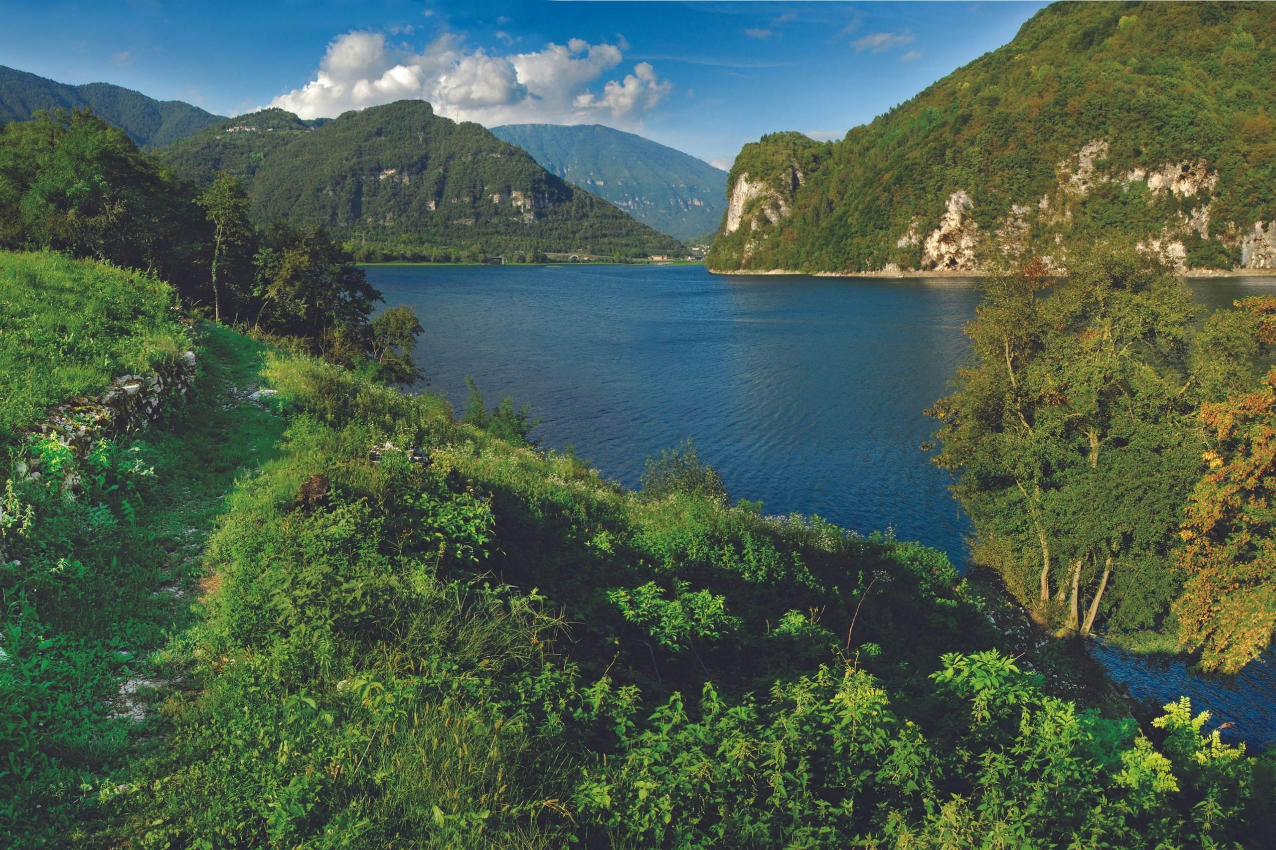 Anello del Lago del Corlo