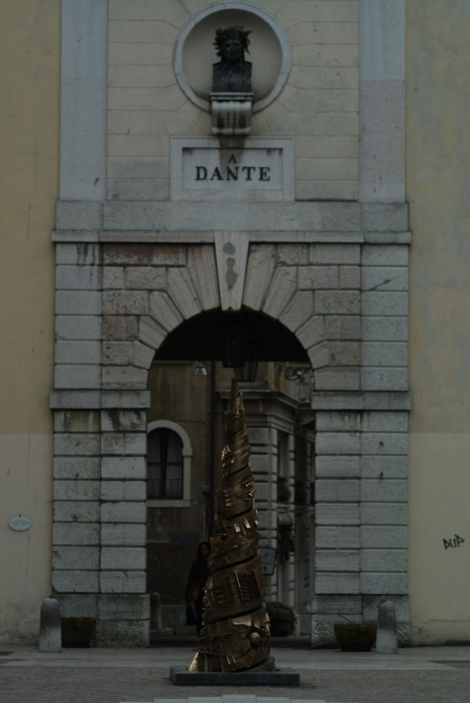 Porta Dante