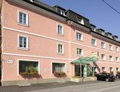 Scherer, Hotel