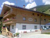 Hofer, Landhaus