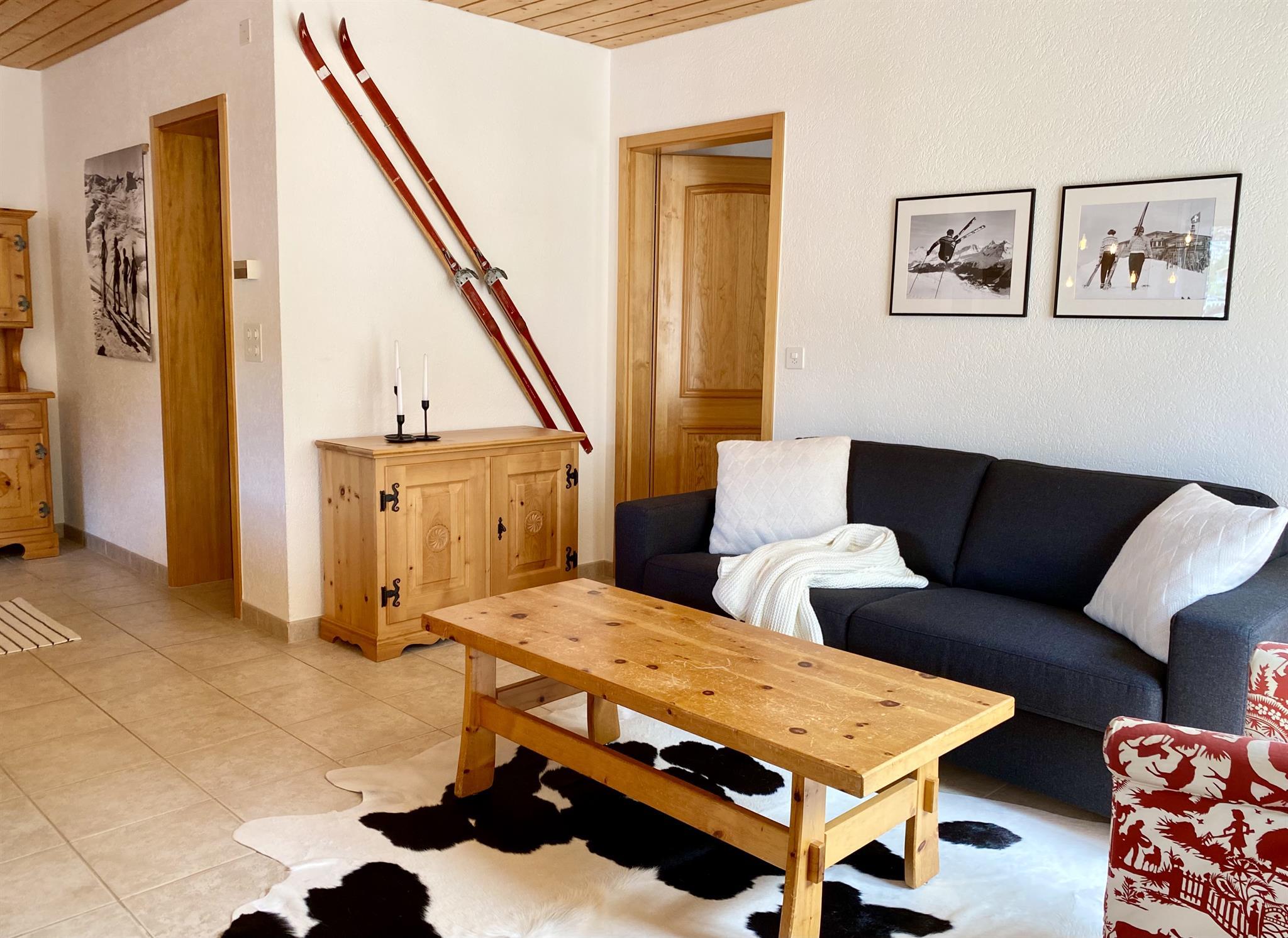 B_Sofa mit Couchtisch B_Sofa mit Couchtisch