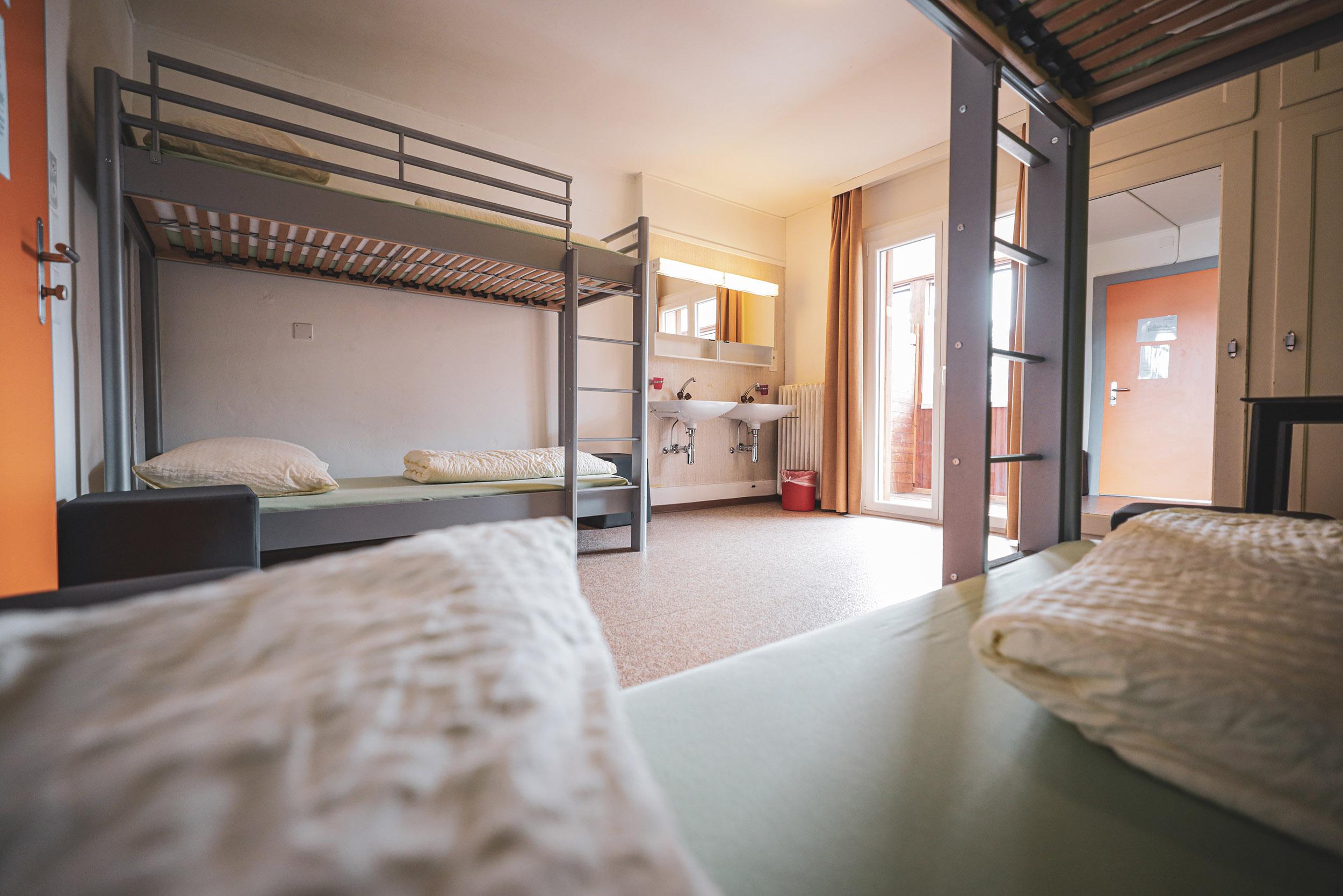 VierbettzimmermitGemeinschaftsbad VierbettzimmermitGemeinschaftsbad