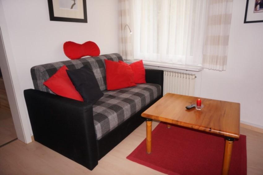 Apt. 406 Bettsofa Apt. 406 Bettsofa