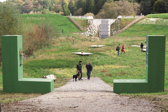 Kunst im Rückhaltebecken