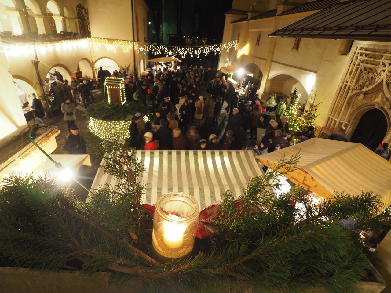 Adventmarkt Stift Göss