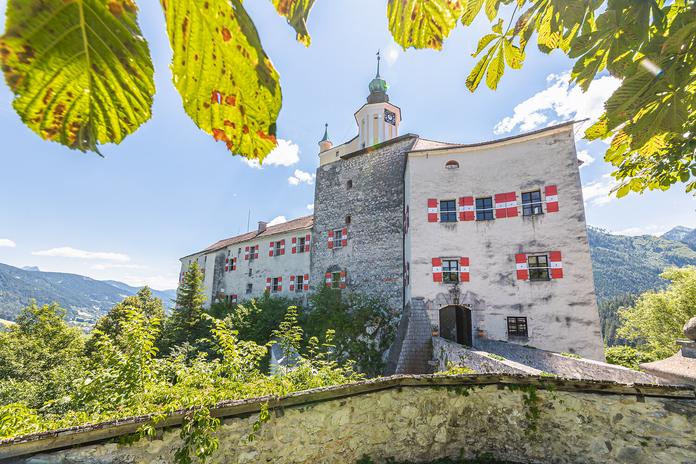 Burg Strechau: "Schau" Kunst