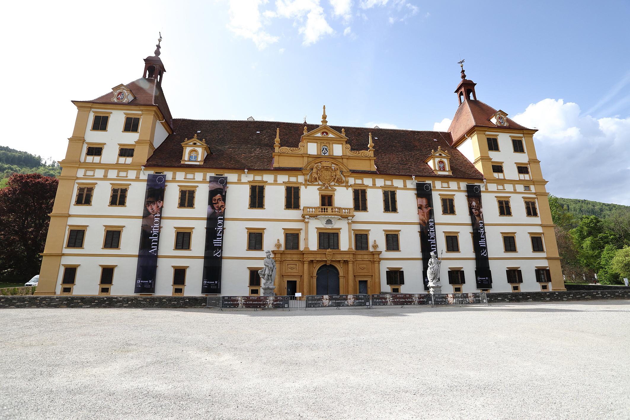 Glanzlichter in Schloss Eggenberg – Führungen bei Kerzenlicht