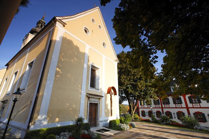 Glücksrad in der Pfarrkirche Bad Waltersdorf